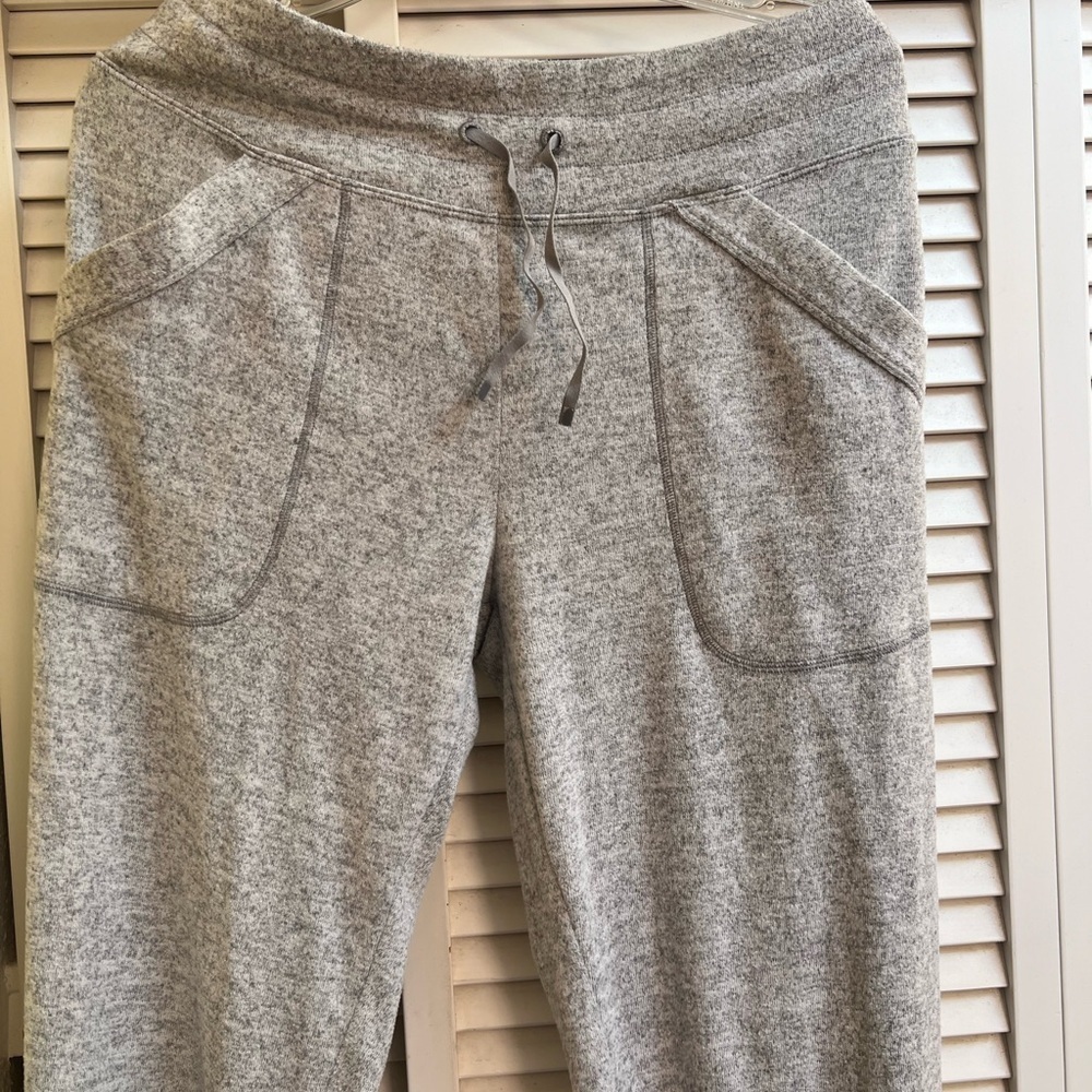 Lucy Brand Women’s Sz M Lucy Gray Sweatpants Joggers Loungewear Casual Pants - Picture 2 of 12